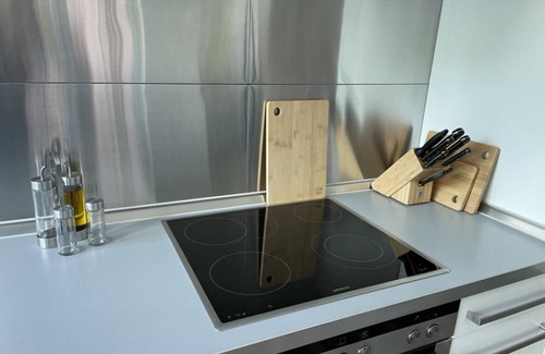 Langenhorn Apartment | ☆TruRetreats☆ Airport Apartment⎪Nespresso⎪Netflix
