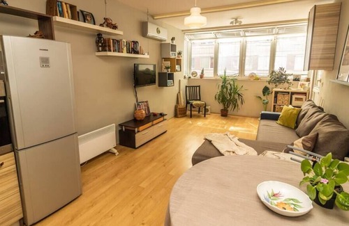 Sofia Apartment | Tsar Guitar | Metro Station | Free street parking