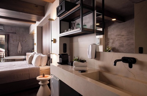 Kastraki Hotel | Tsikeli Boutique Hotel Meteora - Adults Friendly
