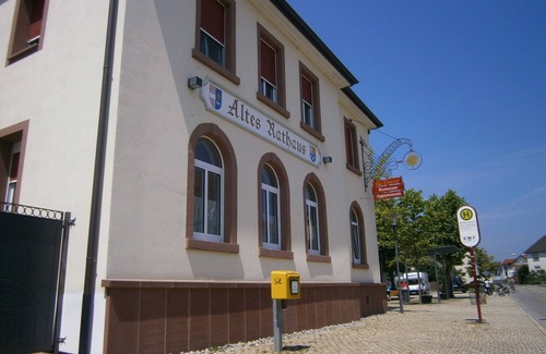Rheinhausen Apartment | TT Double room at Europa-Park Rust - Thai Tawan Apartments at Europa-Park