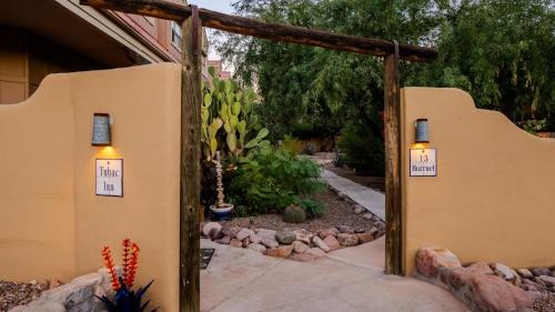 Tubac Hotel | Tubac Country Inn