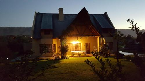 Helderberg Rural House | Tuckaway