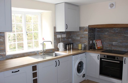 Morwellham Cottage | TUCKERMARSH QUAY RIVER COTTAGE 2, family friendly in Bere Alston