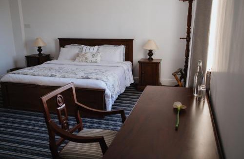Nuwara Eliya Villa | Tudor Barn - Little England Cottages