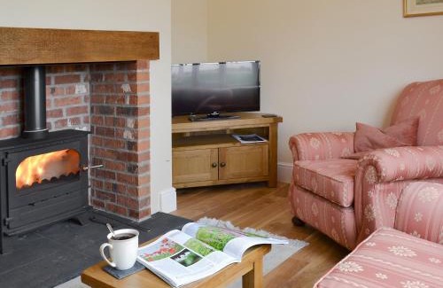 Goole House | Tudor House