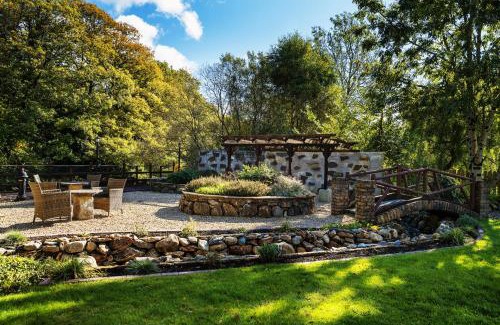 Laragh Bed & Breakfast | Tudor Lodge
