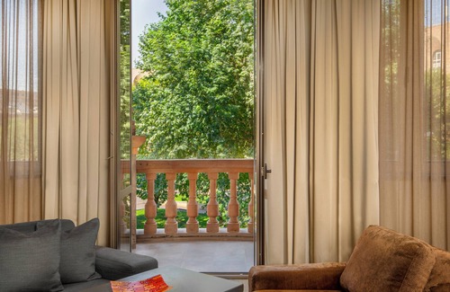 Kentron Hotel | Tufenkian Historic Yerevan Hotel