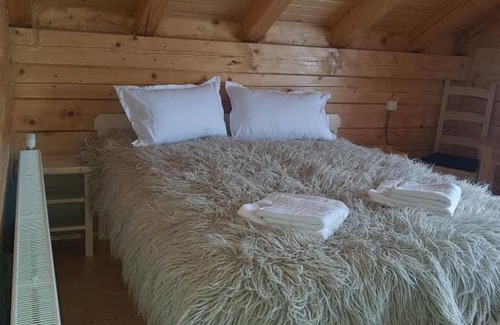 Romuli Bed & Breakfast | Tulean Cabin