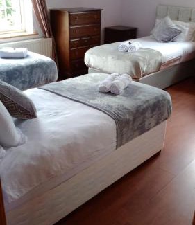Castleblayney House | Tullynacrunat Lodge