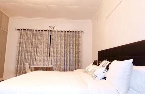 Meru House | Tunda House