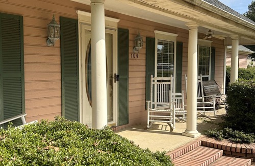 Saltillo House | Tupelo house near mall