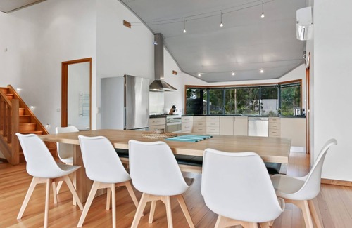 Tura Beach House | Tura Tree House - Private Pool!