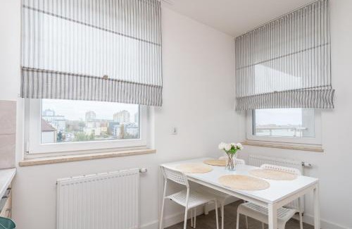 Wola Duchacka Apartment | Turniejowa Cosy Apartment by BookingHost