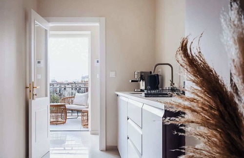 Prague 2 Apartment | TurnKey | Vineyard Terrace Apartment
