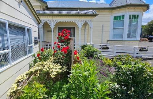Featherston House | Turret House