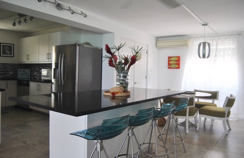 Maxwell Villa | Turtle Bottom luxury beachside villa
