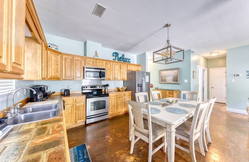 Biloxi House | Turtle Cove Cottage Downtown Ocean Springs! Next availability is on August 1st!