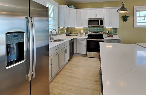 Topsail Beach House | Turtle Paradise | Oceanfront, Beach Access