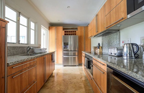 Mullins House | Turtles Reach 4 bedroom, pool, across from Mullins Beach Club