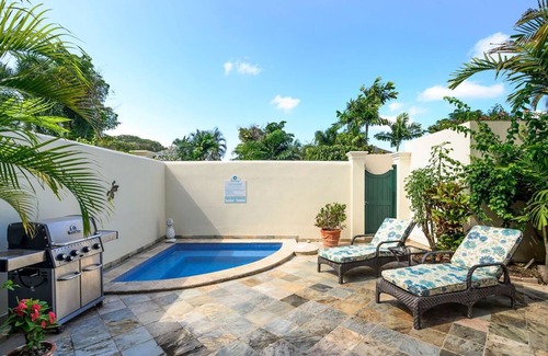 Mullins House | Turtles Reach 4 bedroom, pool, across from Mullins Beach Club