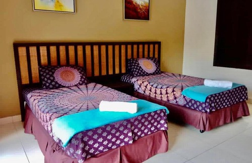 Endah Hotel | Turu Rooms @ Gold Coast Morib