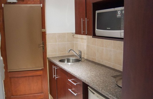 Port Edward Apartment | Tuscan Hotel Apartment