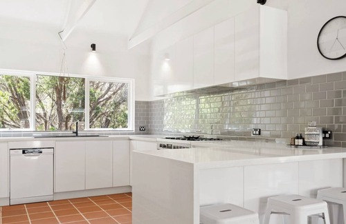 St. Andrews Beach House | Tuscan style ocean beach escape on the Peninsula