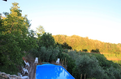 Usigliano Villa | Tuscan Villa Benedetta House