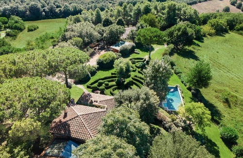 Pescia Fiorentina Villa | Tuscany: XVIII century Villa, with swimming-pool and private park, sea view