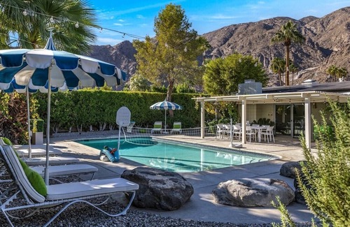 Vista Las Palmas House | Tuxedo Living in Palm Springs - Your Private Oasis: Pool, Spa & Fire Pit