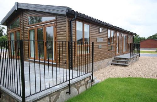 Dunning Ski Chalet | Tweed Lodge