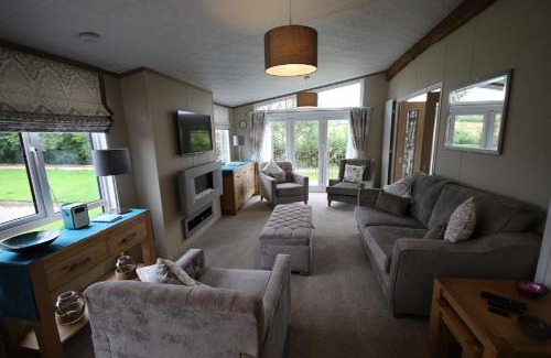 Dunning Ski Chalet | Tweed Lodge