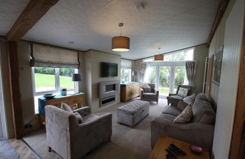 Dunning Ski Chalet | Tweed Lodge