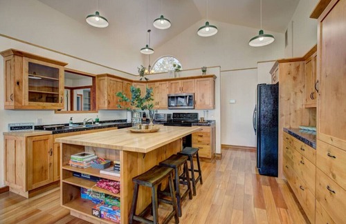 Boise House | Twin Pines Cabin at Wilderness Ranch Pet Friendly