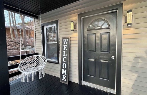 Northville House | Twin Pines Lake Resort 1