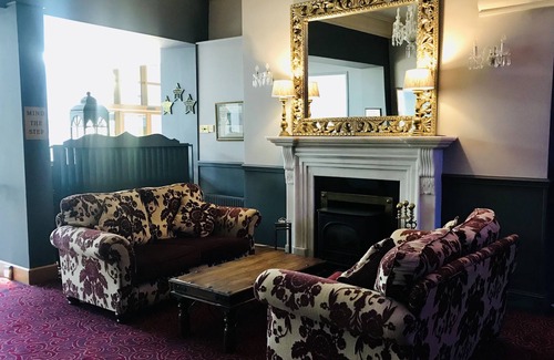 Ballina Hotel | Twin Trees Hotel