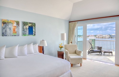 Paget Hotel | Two 2-Bedroom Stes at Newstead Belmont Hills Golf Resort and Spa
