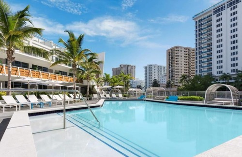 Mid Beach House | Two 2 Queen Bed Units in The Gates Hotel South Beach! Close to Art Deco.