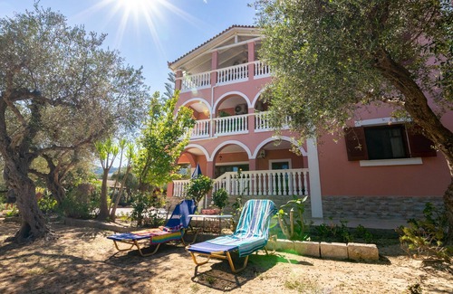 Ano Vasilikos Apartment | Two-Bedroom Apartment - Arazzo Apartments