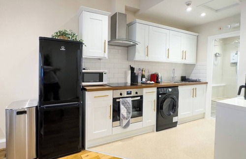 London City Centre Apartment | Two-Bed City Centre flat 100m from Trafalgar sqr