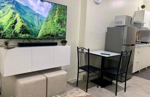 CSJDM Apartment | Two Bedroom Condo with pool netflix & wifi