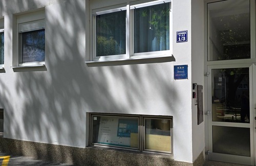 Slavonski Brod Apartment | Two bedroom apartment with air-conditioning Slavonski Brod, Slavonija (A-24649-a)