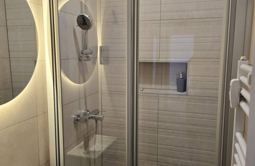 Slavonski Brod Apartment | Two bedroom apartment with air-conditioning Slavonski Brod, Slavonija (A-24649-a)