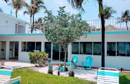 Hillsboro Beach Apartment | Two Bedroom Apartment #107/109