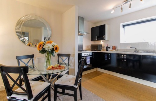 Walton Apartment | Two-Bedroom Apartment