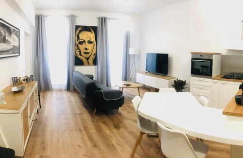 Centro Storico Apartment | Two Bedroom Apartment