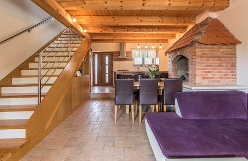 Kruncici Apartment | Two-Bedroom Apartment Zora