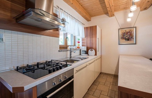 Kruncici Apartment | Two-Bedroom Apartment Zora