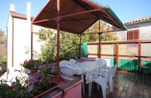 Sveti Jakov Apartment | Two bedroom apartment with terrace Stivan, Cres (A-382-a)