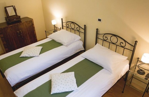 Lokev Apartment | Two bedroom apartment at Guesthouse Muha